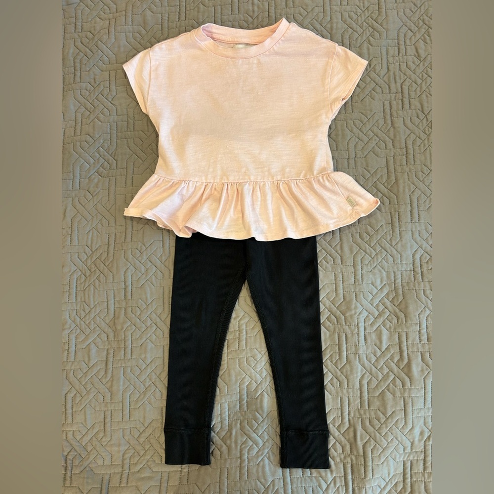 Sammy + Nat Soft Pink Tee & Hanna Andersson Black Ribbed Leggings Size 3T